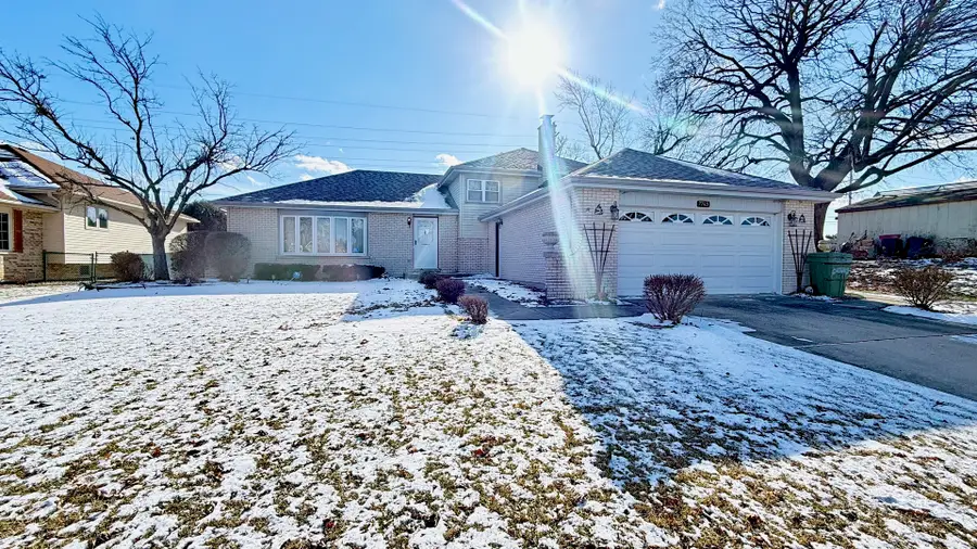 7745 Woodstock Drive, Tinley Park, IL 60477 - Image #2