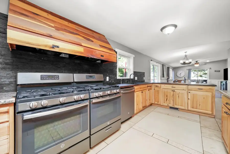 14716 Il Route 176 Highway, Woodstock, IL 60098 - Image #3