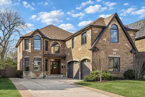 594 S Fairfield Avenue, Elmhurst, IL 60126