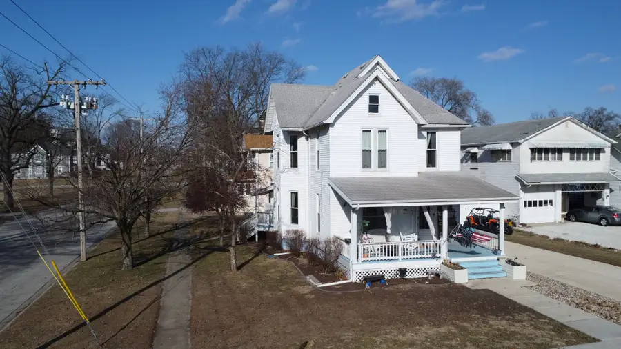 128 W Mulberry Street, Watseka, IL 60970 - Image #2