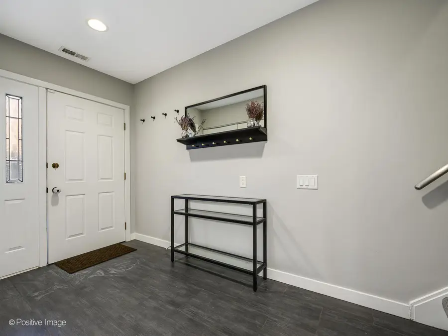 1715 N Wells Street #15, Chicago, IL 60614 - Image #2