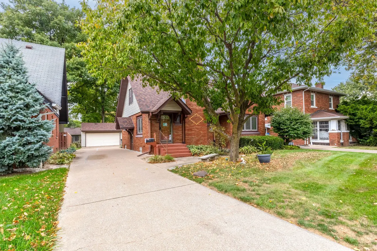 2534 30th Street, Rock Island, IL 61201 - Image #1