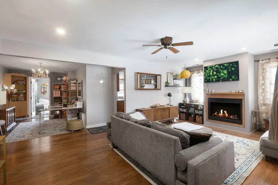 121 Pomeroy Avenue, Crystal Lake, IL 60014 - Image #3