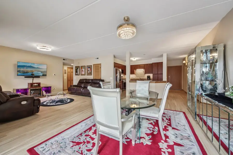 8727 W Bryn Mawr Avenue #307, Chicago, IL 60631 - Image #3