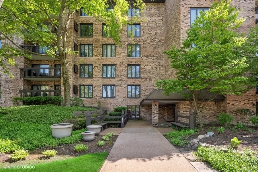 3741 Mission Hills Road #102, Northbrook, IL 60062 - #1