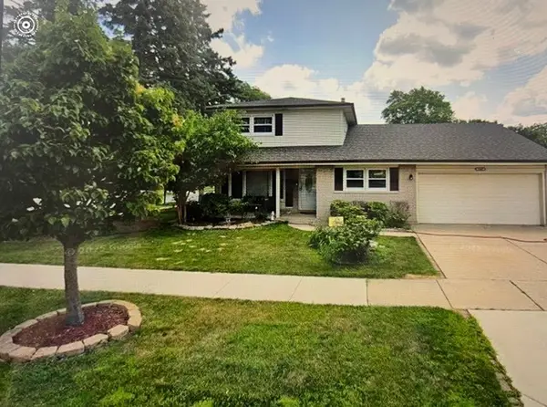 1443 S Highland Avenue, Arlington Heights, IL 60005