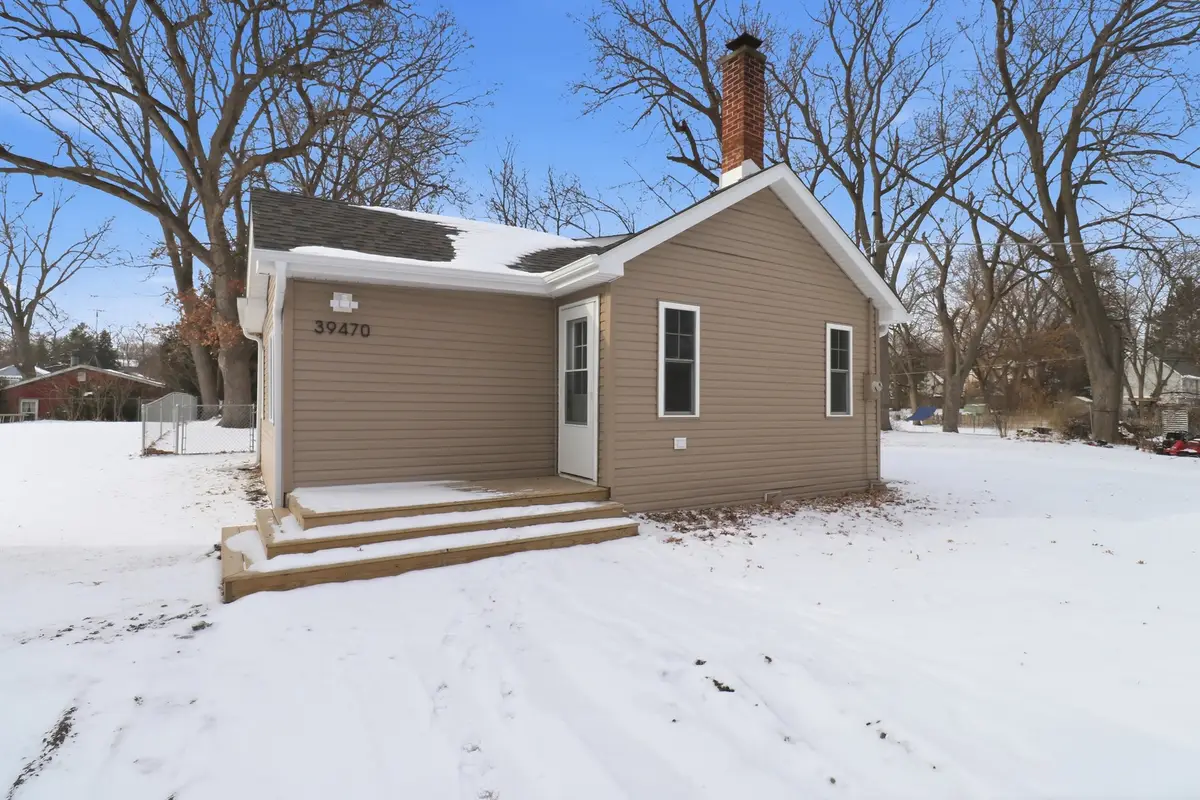 39470 N Woodland Avenue, Antioch, IL 60002 - Image #1