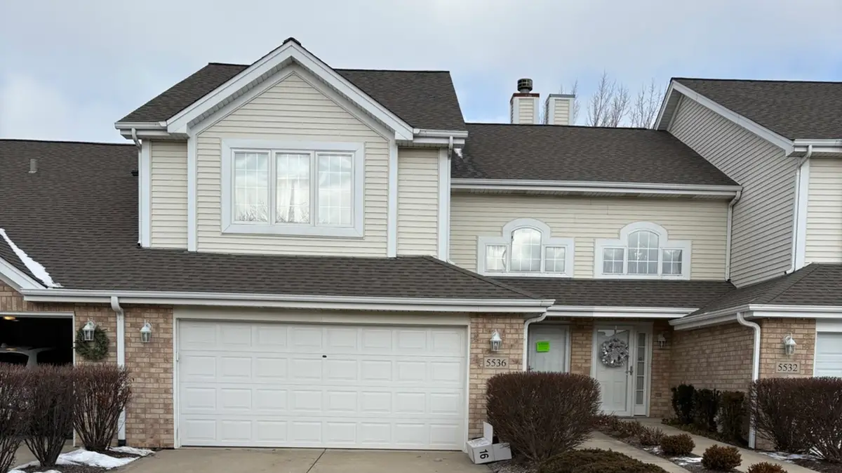 5536 Foxwoods Drive, Oak Lawn, IL 60453 - Image #1