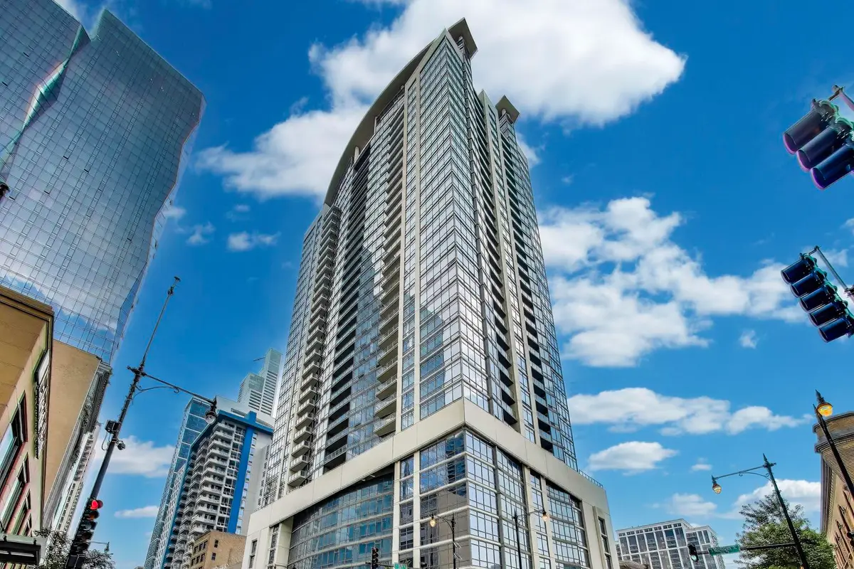 100 E 14th Street #2010, Chicago, IL 60605 - Image #1