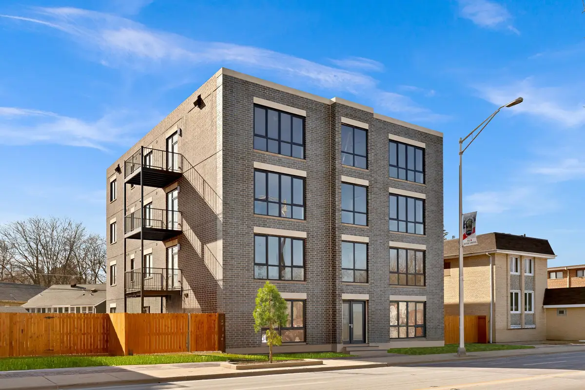 8631 W Grand Avenue #4W, River Grove, IL 60171 - Image #1