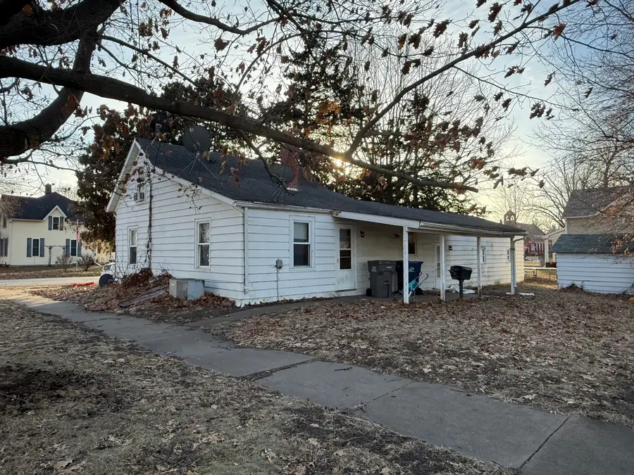 213 NE 4th Street, Aledo, IL 61231 - Image #3