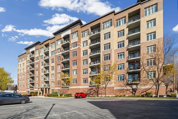 1199 E Port Clinton Road #601, Vernon Hills, IL 60061