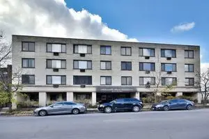 Address Withheld By Seller, Chicago, IL 60660