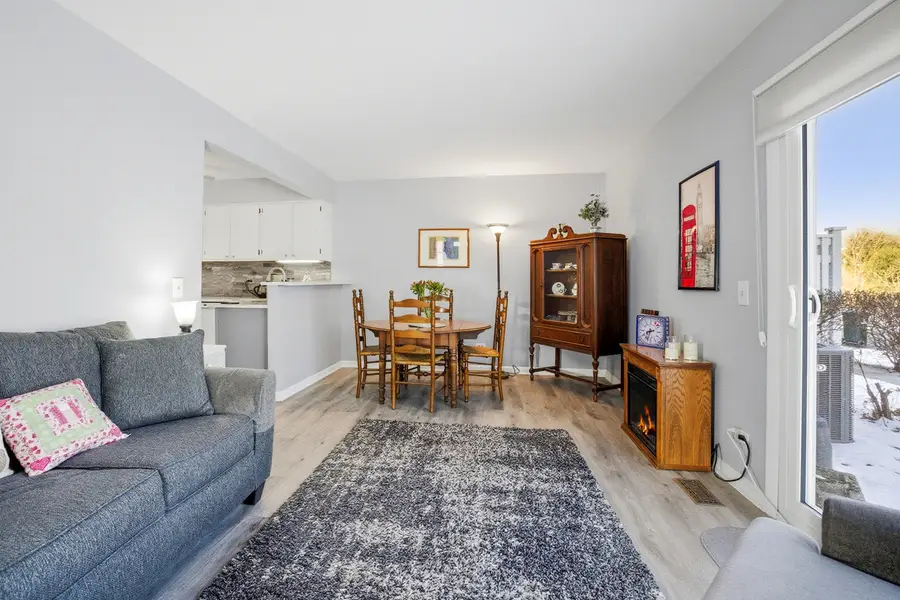 1511 Queensgreen Court, Naperville, IL 60563 - Image #3