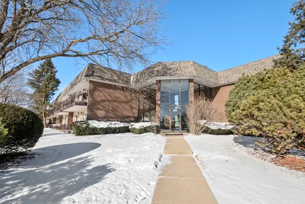 3N550 Crown Road #2, Elmhurst, IL 60126