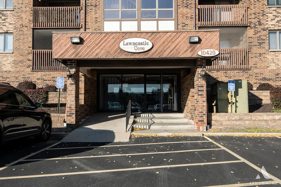 10420 Circle Drive #47B, Oak Lawn, IL 60453 - Image #2