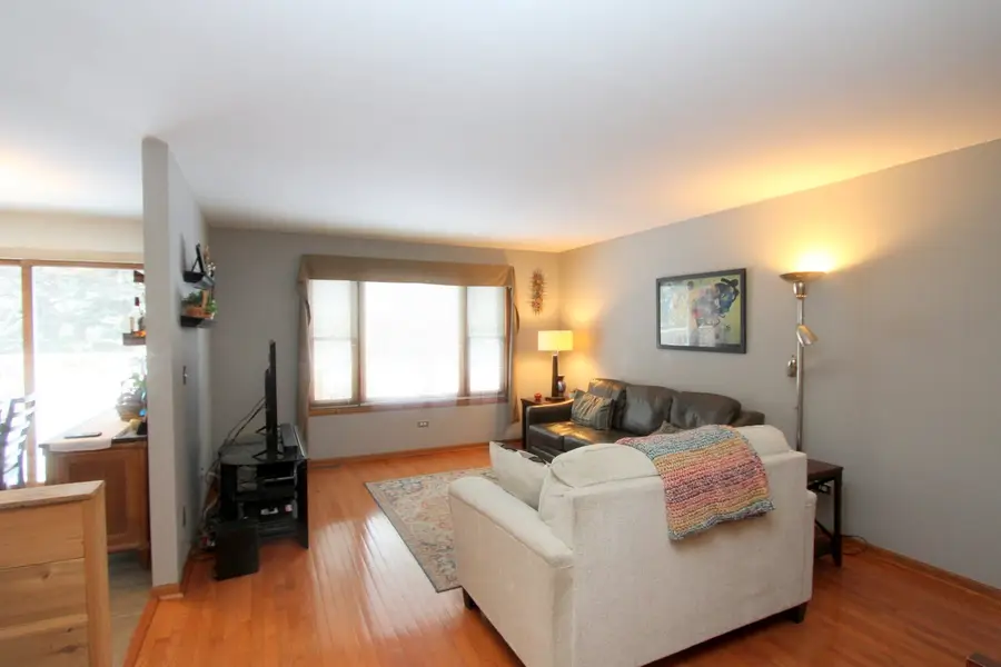 1356 Wood Drive, Woodstock, IL 60098 - Image #3