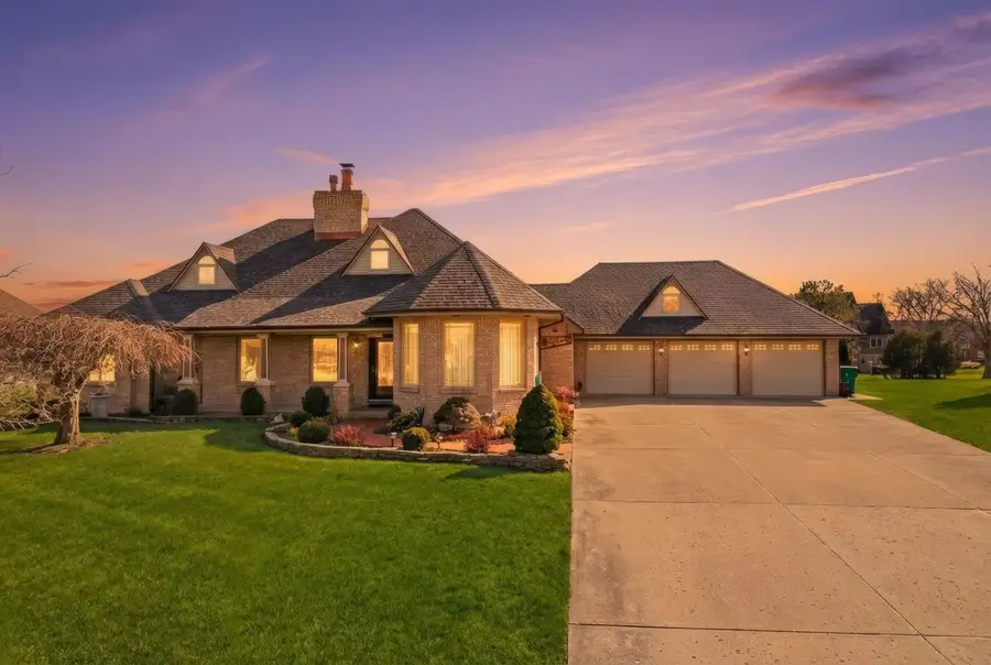 13335 W Choctaw Trail, Homer Glen, IL 60491 - Image #2