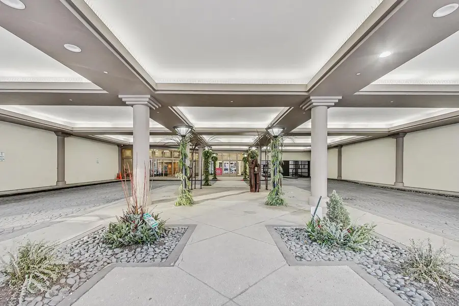 1212 N Lasalle Drive #1809, Chicago, IL 60610 - Image #3