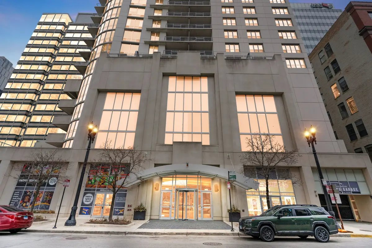 Address Withheld By Seller, Chicago, IL 60661 - #1