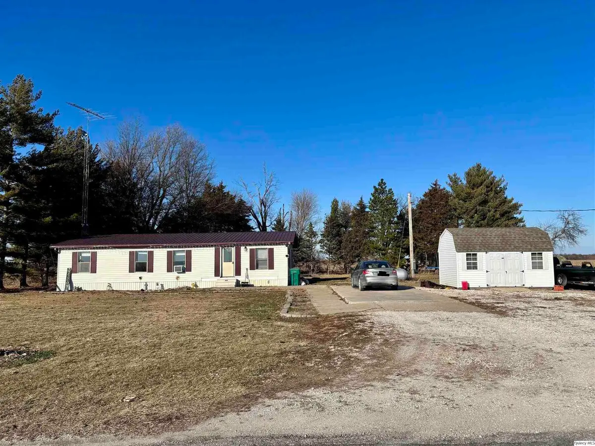 2330 E County Road 1400, Carthage, IL 62321 - Image #1