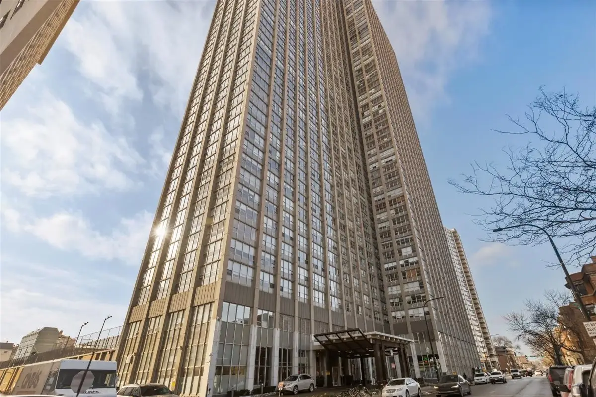 655 W Irving Park Road #1004, Chicago, IL 60613 - Image #1