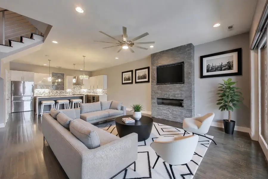 2005 N Albany Avenue #2005, Chicago, IL 60647 - Image #3