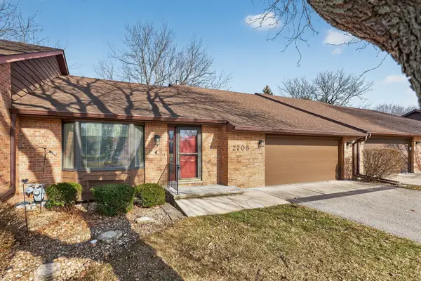 2708 Greenwood Acres Drive #2708, DeKalb, IL 60115