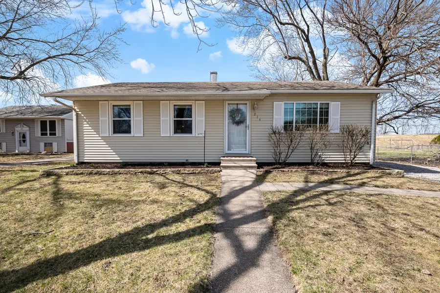 214 8th Street E, Milan, IL 61264 - #2