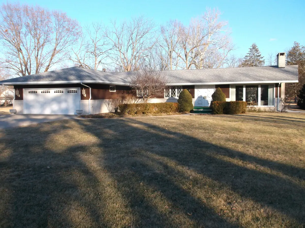 219 S Fifth Street, Princeton, IL 61356 - Image #1