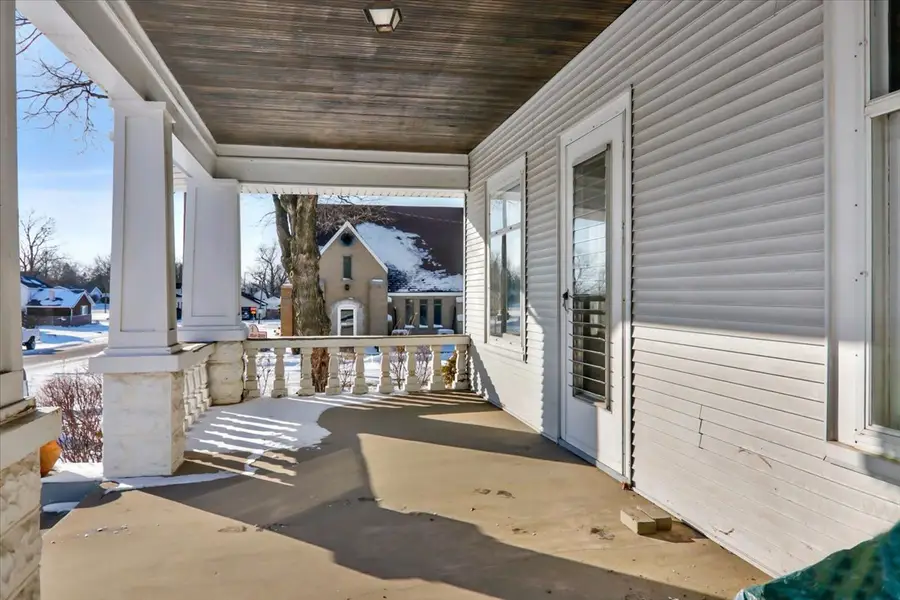 118 W North Street, Danvers, IL 61732 - #3