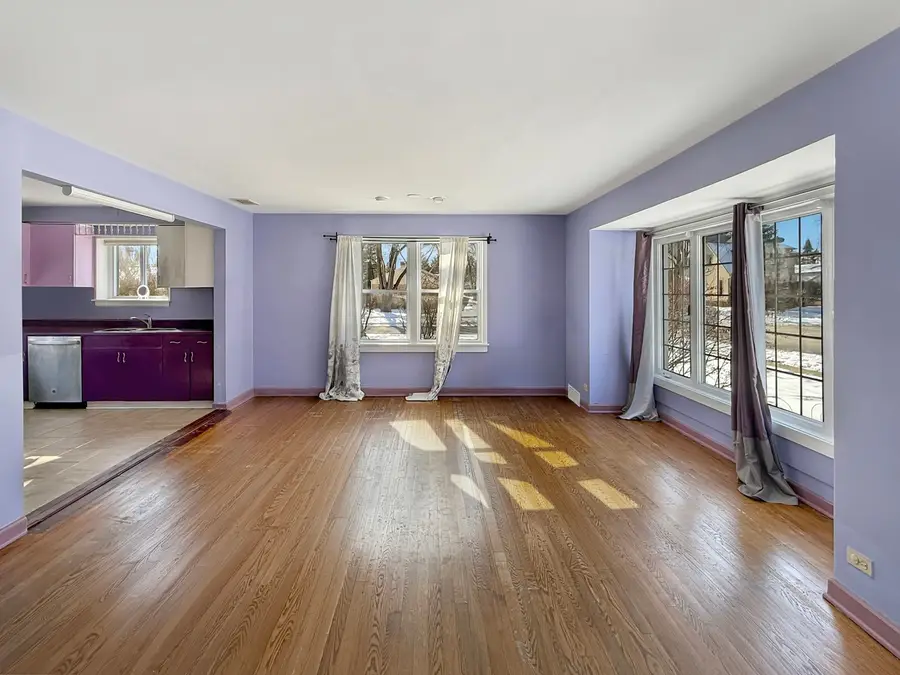 2444 Oak Avenue, Northbrook, IL 60062 - #3