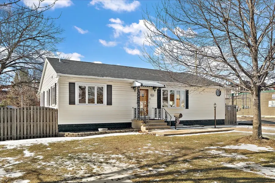 11118 S Natoma Avenue, Worth, IL 60482 - Image #2