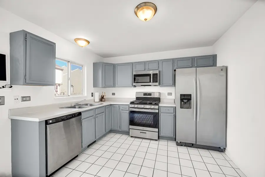 7 Dogwood Court, Lake In The Hills, IL 60156 - #2