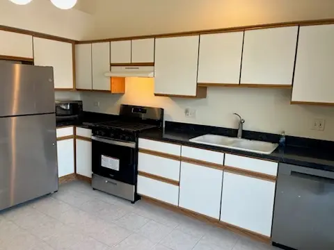 796 Stonewall Court #796, Schaumburg, IL 60173 - Image #3