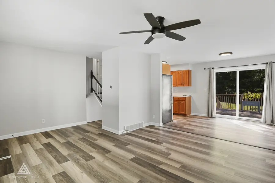 910 Dawn Court, Dekalb, IL 60115 - Image #2