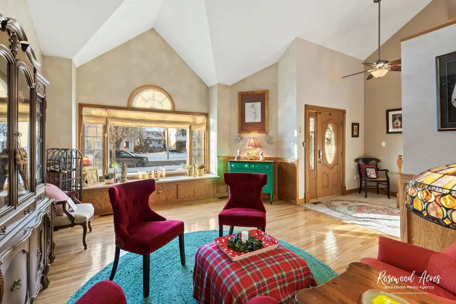 1700 Chestnut Hill Road, Plainfield, IL 60586 - Image #2