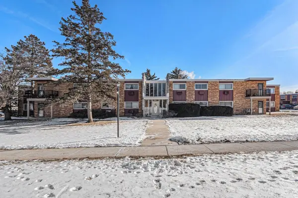 1320B Lore Lane #208, Lombard, IL 60148