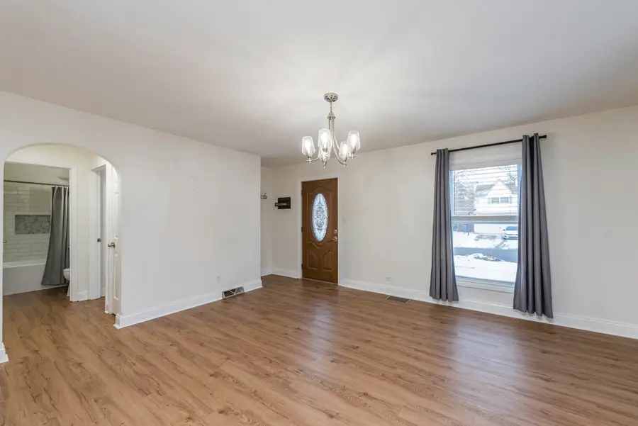 1902 N Ash Street, Waukegan, IL 60087 - Image #3