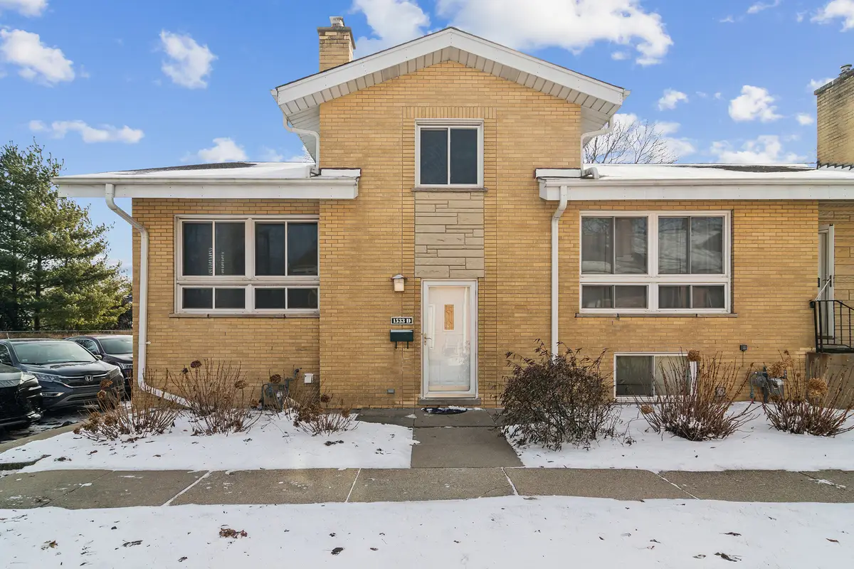 1533 N Arlington Heights Road #D, Arlington Heights, IL 60004 - Image #1