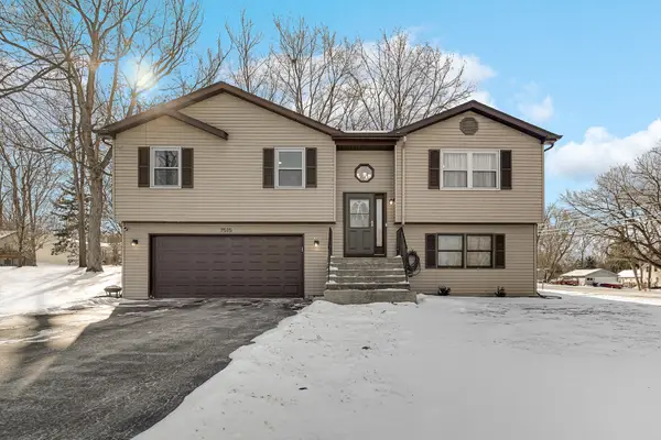 7515 Hickory Trail, Wonder Lake, IL 60097