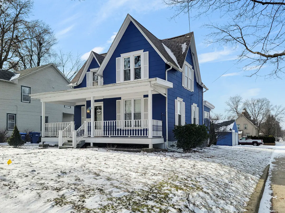 733 N 13th Street, Dekalb, IL 60115 - Image #1