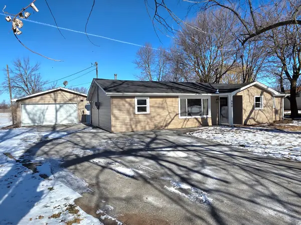 946 W Arlington Lane, Crete, IL 60417