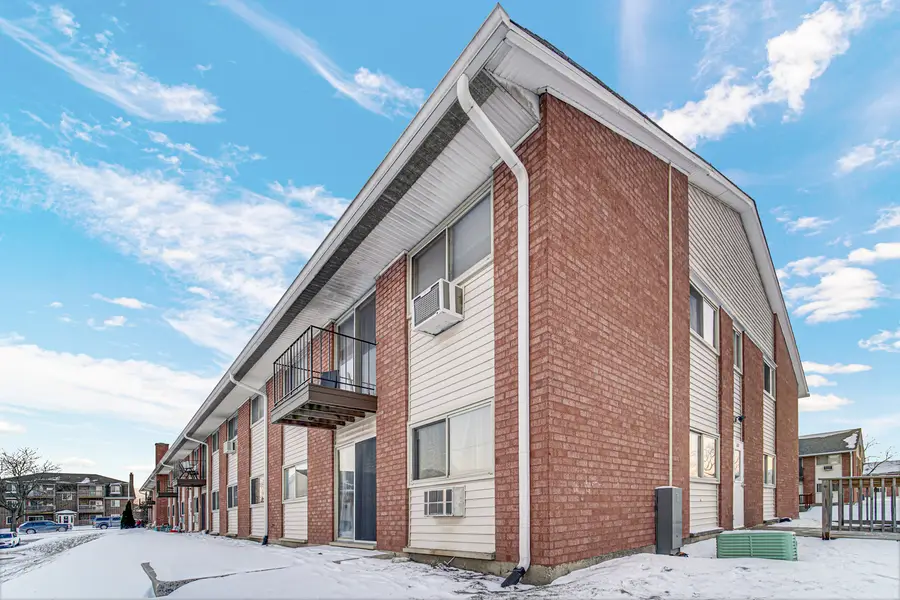 680 Marilyn Avenue #110, Glendale Heights, IL 60139 - Image #3