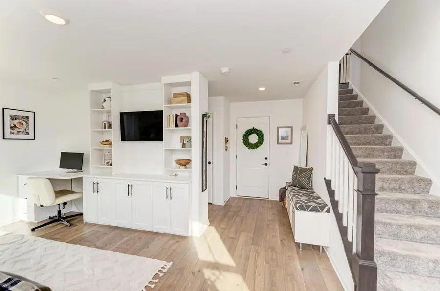 1030 Bogart Street, Des Plaines, IL 60018 - #3