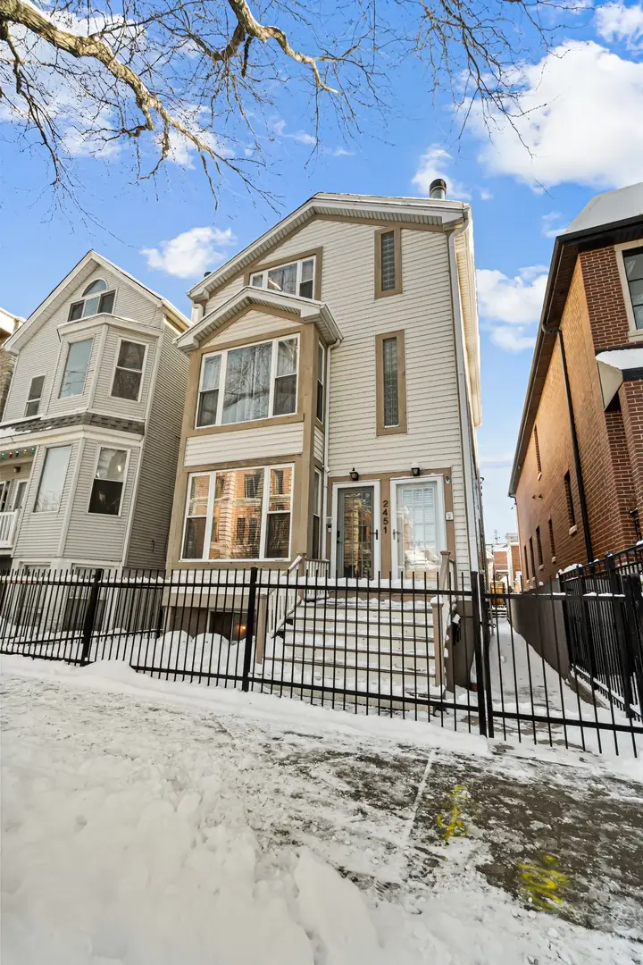 Address Withheld By Seller, Chicago, IL 60614 - Image #1