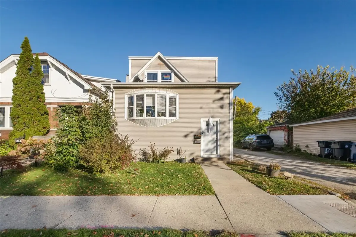 1213 Darrow Avenue, Evanston, IL 60202 - Image #1