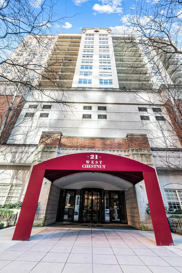 21 W Chestnut Street #1403, Chicago, IL 60610