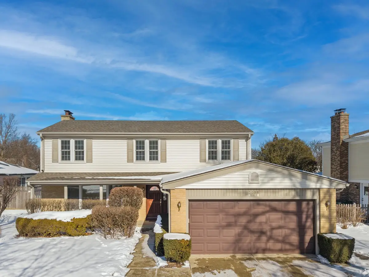 3058 Knollwood Lane, Glenview, IL 60025 - Image #1