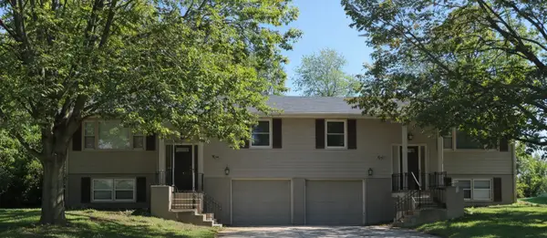 402/404 Woodrow Street, Winnebago, IL 61088